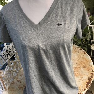 Nike dri fit tee shirt